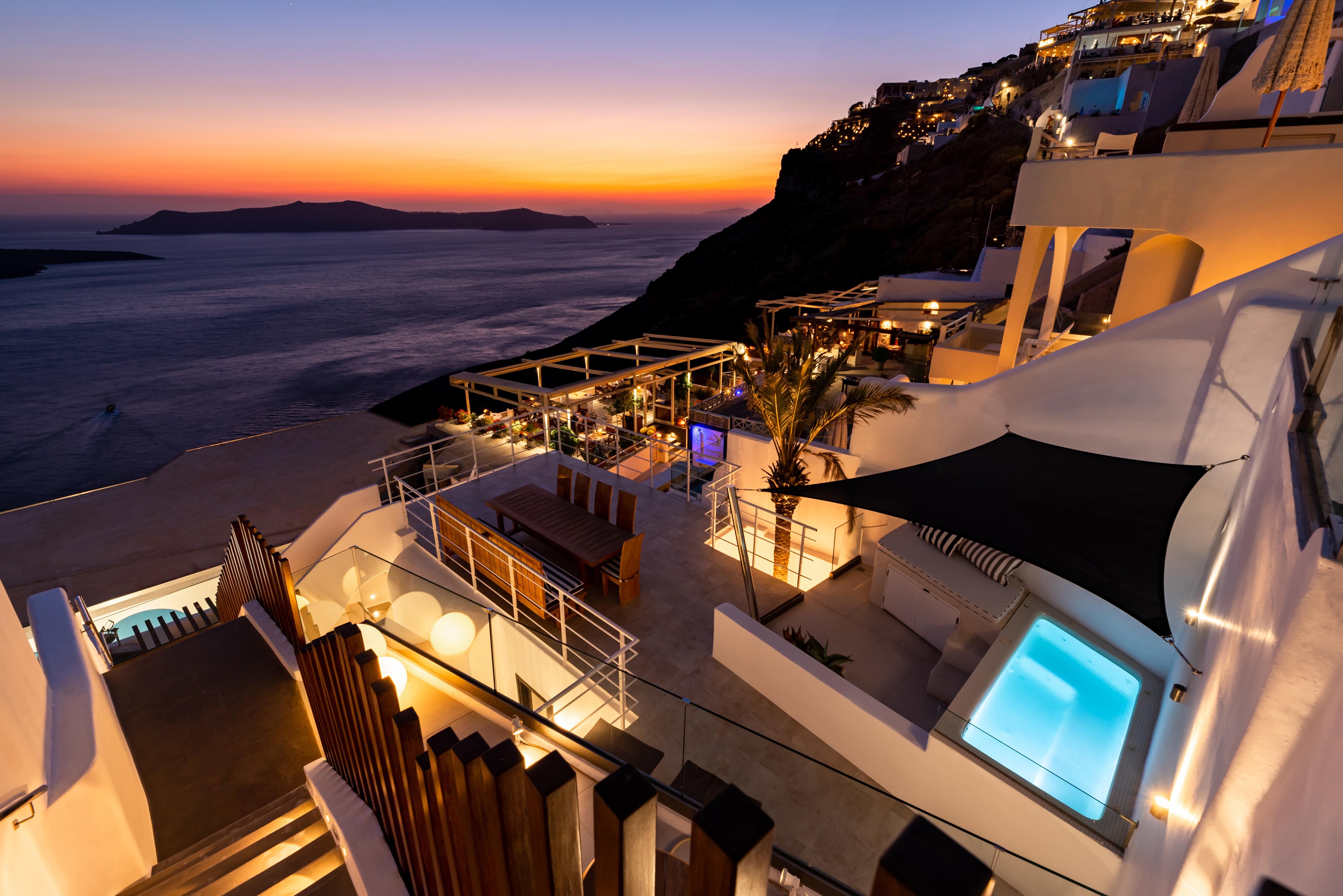 Daydream Luxury Suites Fira  Exterior foto